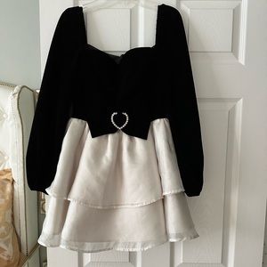 Cute Nininio Dress Size S
